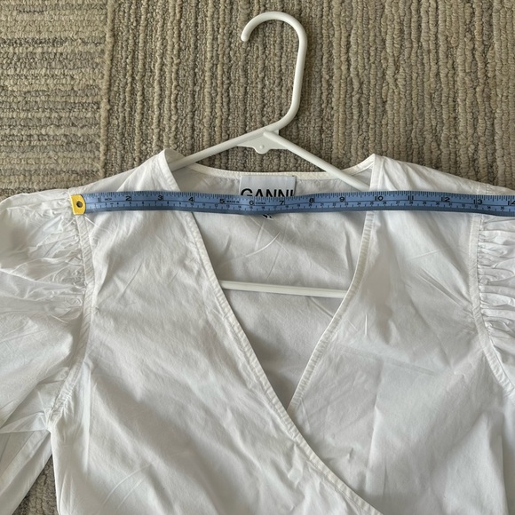 Ganni white wrap blouse / size 6 - Picture 6 of 7